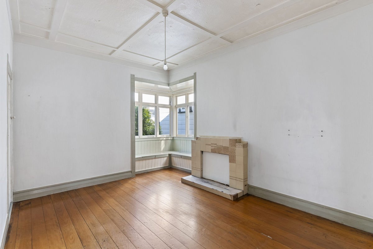 2 Russell Street, Freemans Bay, Auckland - Carousel 2