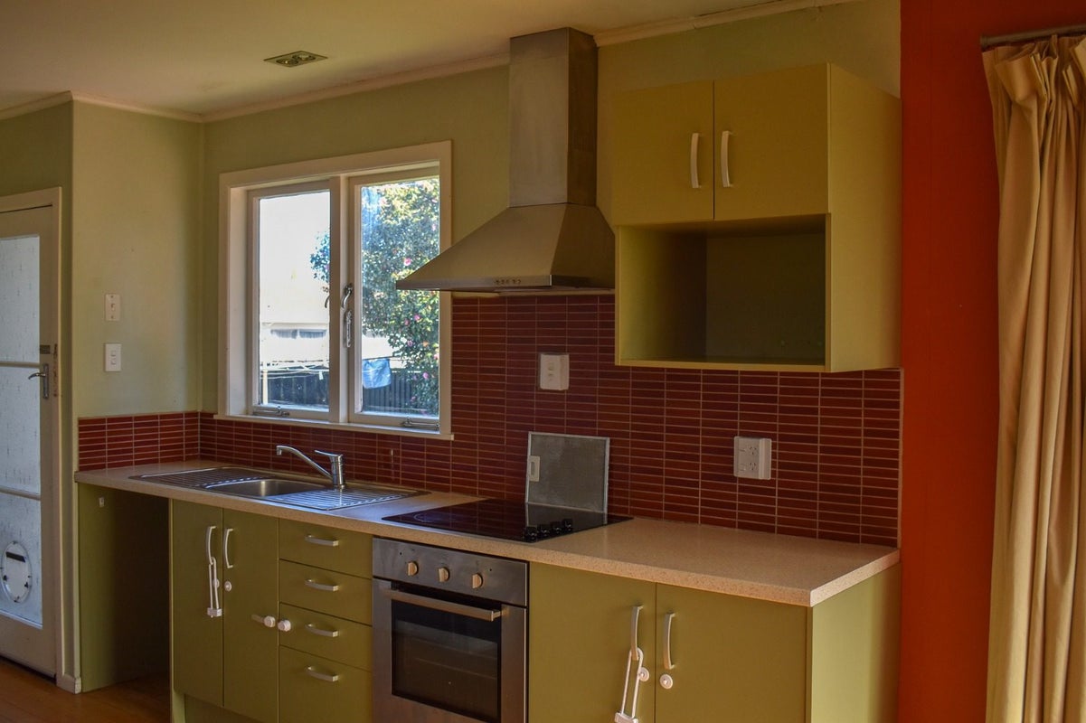 39 Urlich Avenue, Melville, Hamilton - Carousel 2