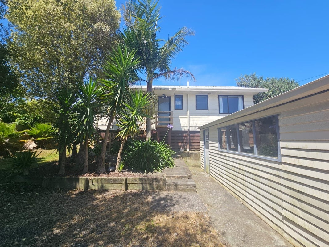 2/40 Greenhaven Avenue, Papakura, Auckland - Carousel 1