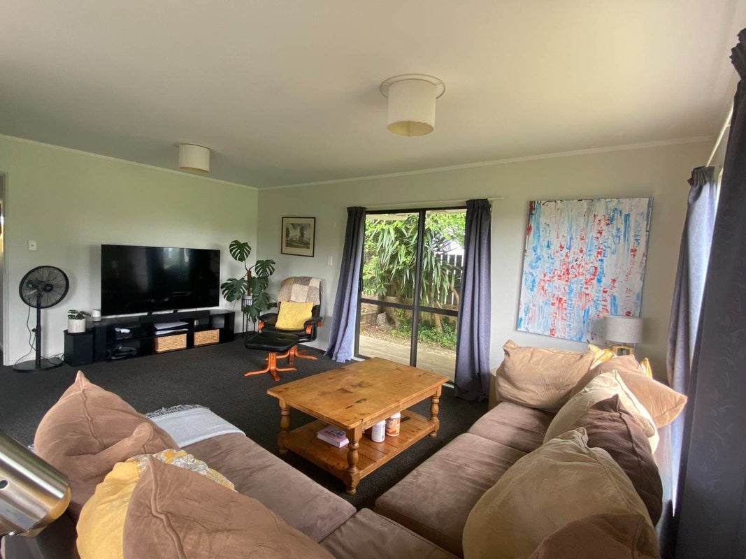 9B Dunkirk Street, Gate Pa, Tauranga - Carousel 2