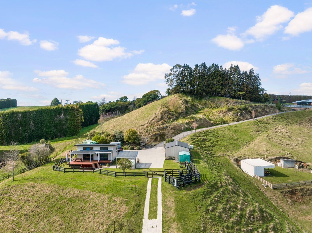 90 Hereford Road, Oropi, Tauranga - Carousel 2