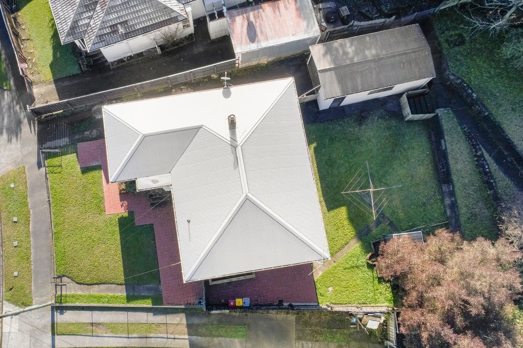 40 Bird Grove, Stokes Valley, Lower Hutt - Carousel 2