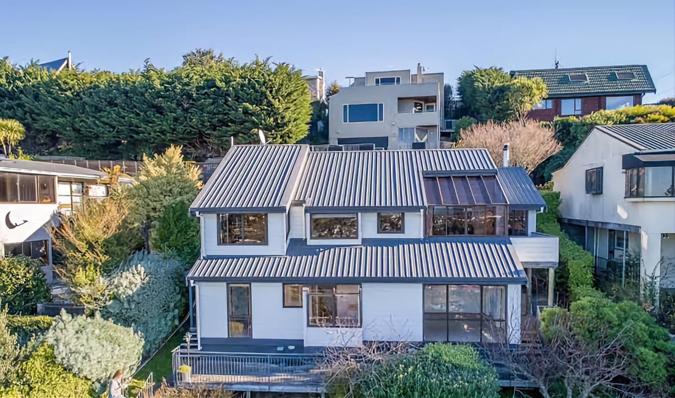 2/32 Aotea Terrace, Huntsbury, Christchurch - Carousel 1