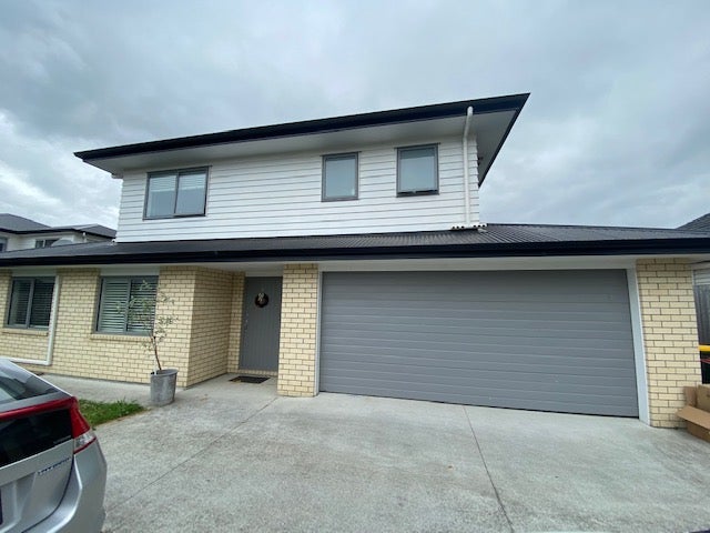 8A Ropata Avenue, Point England, Auckland - Carousel 1