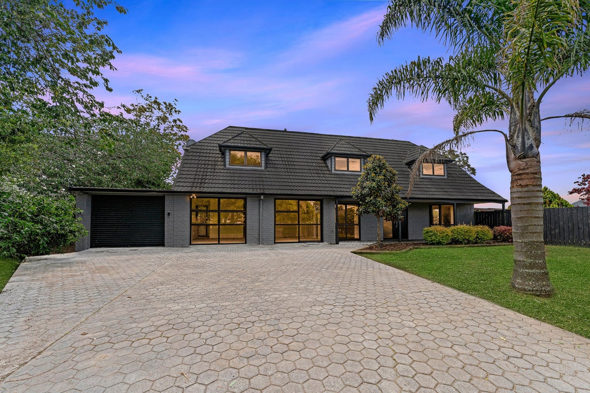 2 Riksha Place, Conifer Grove, Papakura, Auckland - Carousel 1