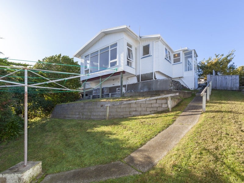 17 Kiwi Road, Raumati Beach, Paraparaumu - Carousel 2