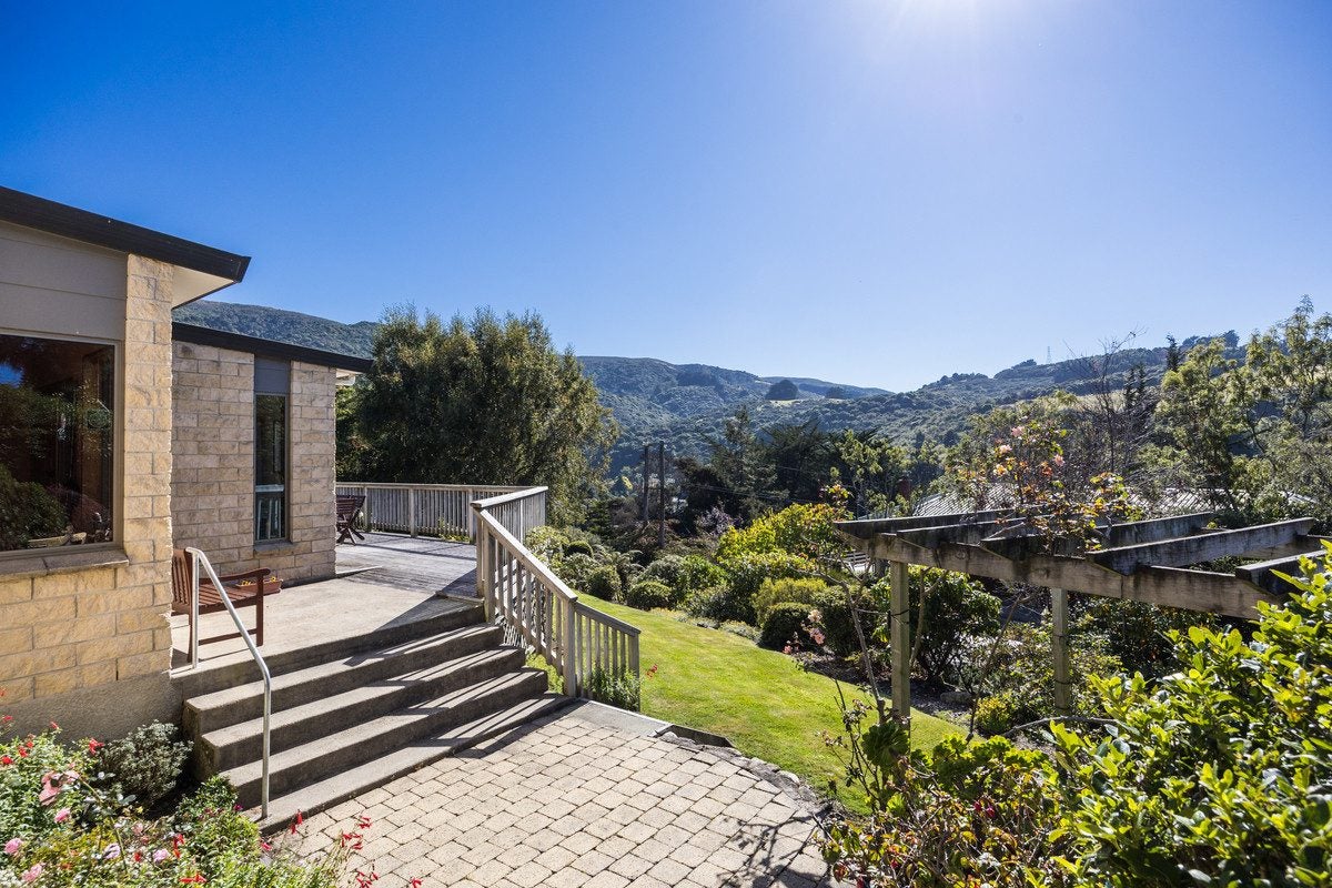 37 Garden Place, Glenleith, Dunedin - Carousel 2