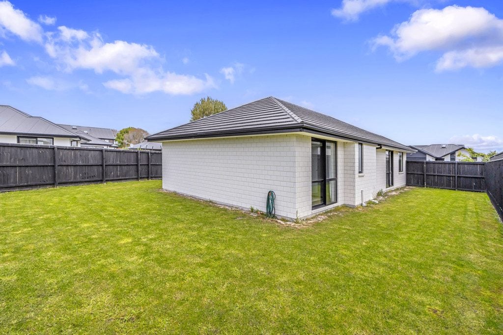 9 Forge Close, Halswell, Christchurch - Carousel 15
