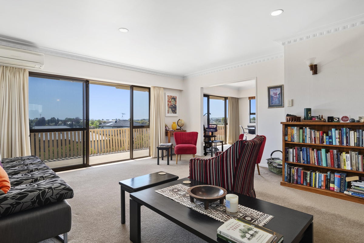 14 Shearman Grove, Tauranga South, Tauranga - Carousel 2