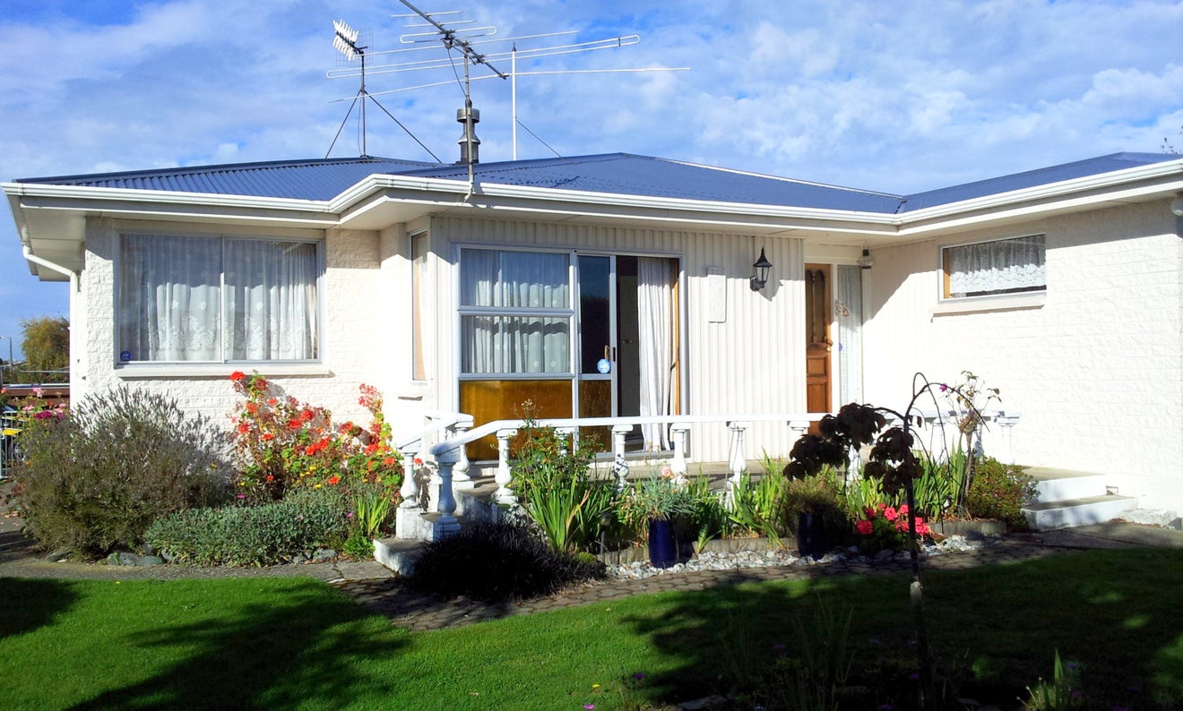 35 Mcquarrie Street, Kingswell, Invercargill - Carousel 1