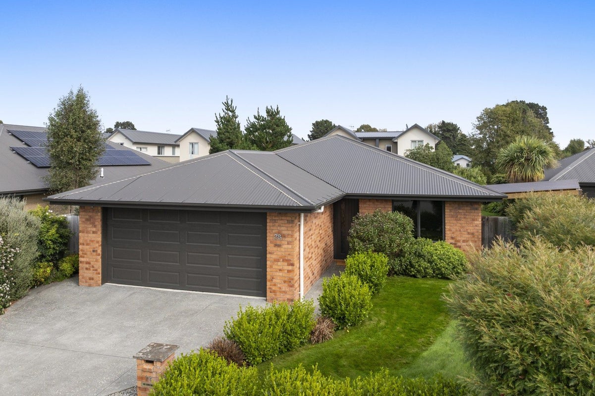 28 Merrilees Place, Linwood, Christchurch - Carousel 1