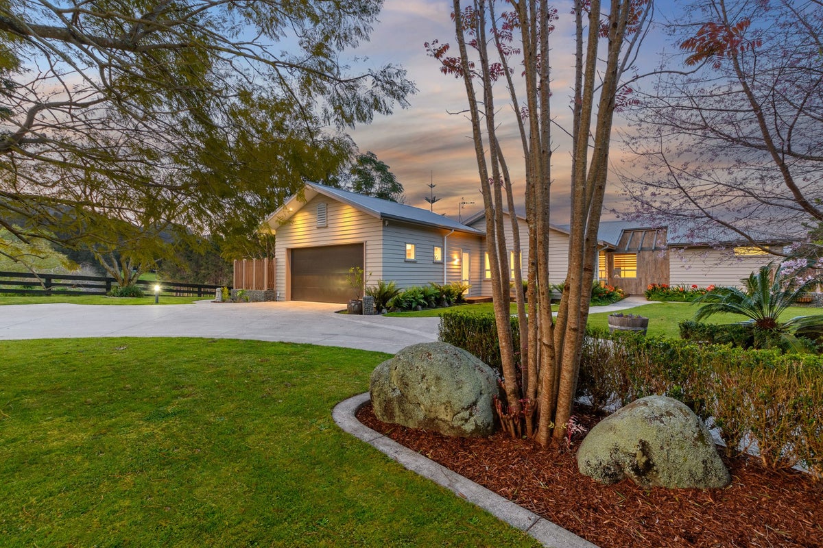 6 Grammer Road, Tahawai, Katikati - Carousel 1