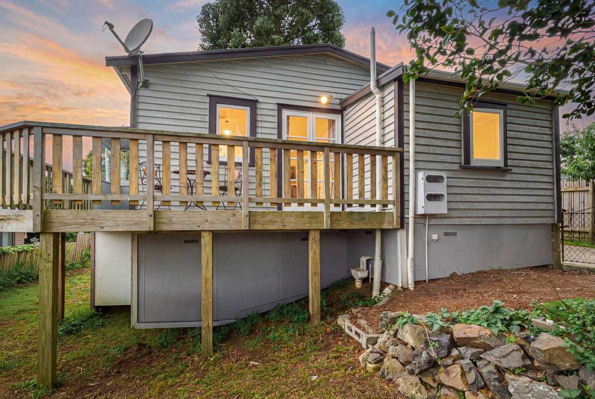 98 Scott Street, Leamington, Cambridge - Carousel 1