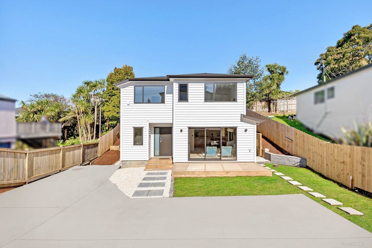 684A East Coast Road, Pinehill, Auckland - Carousel 2