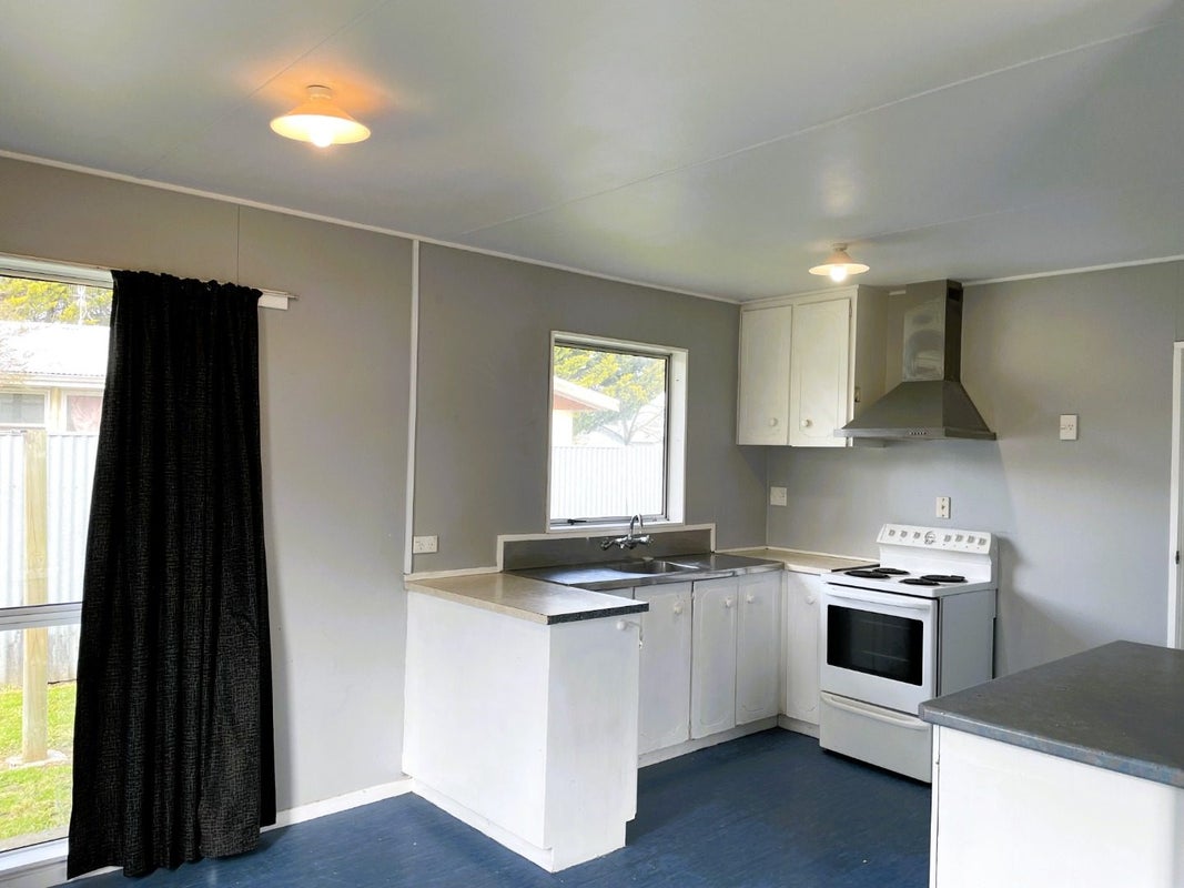 9B Lander Place, Flaxmere, Hastings - Carousel 2