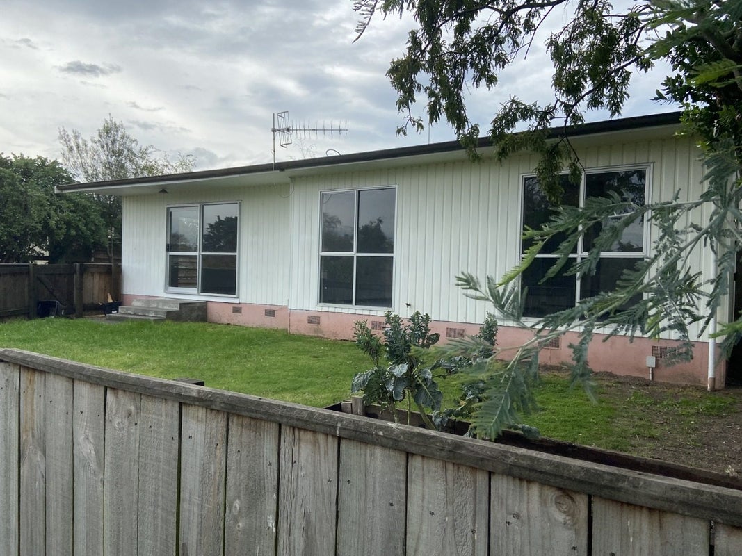 26 Stonehaven Street, Flaxmere, Hastings - Carousel 1
