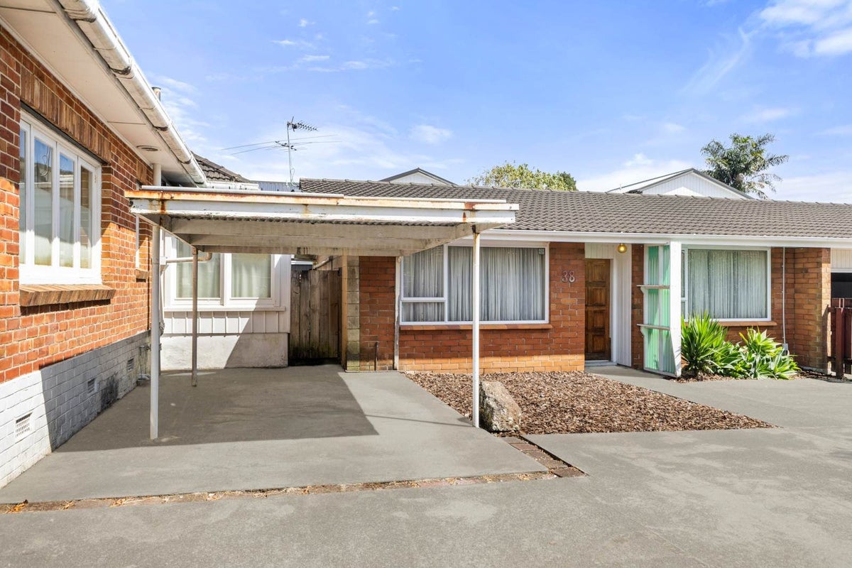 2/38 Glen Avenue, Papatoetoe, Auckland - Carousel 2