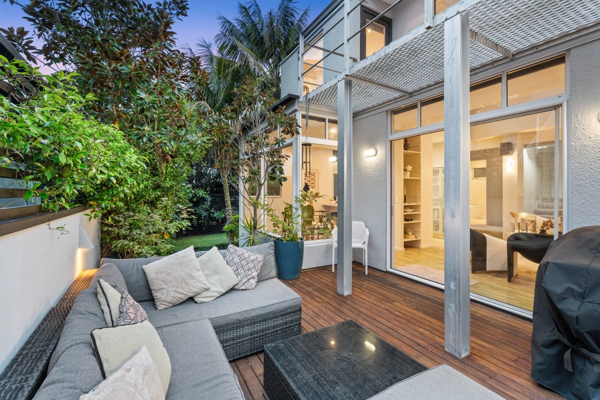 14A Lingarth Street, Remuera, Auckland - Carousel 2