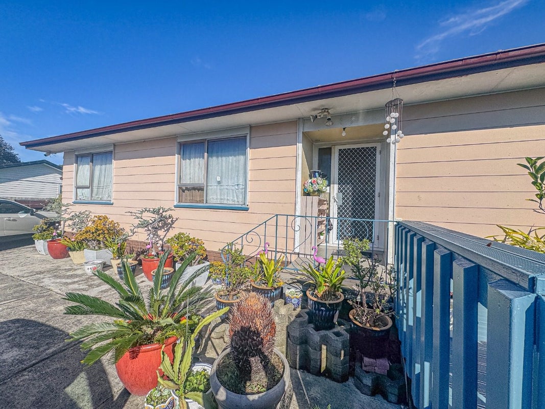 68 Diorella Drive, Clover Park, Auckland - Carousel 2