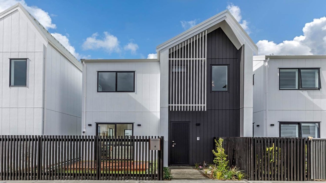 6 Green Bamboo Road, Hobsonville, Auckland - Carousel 1