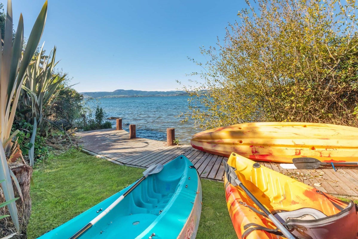 177 Kawaha Point Road, Kawaha Point, Rotorua - Carousel 1