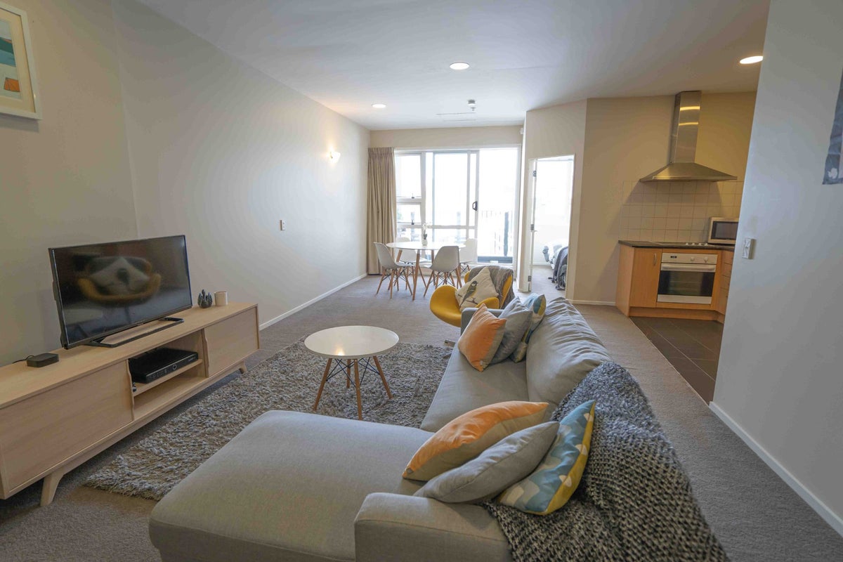 418/107 Thorndon Quay, Pipitea, Wellington - Carousel 2
