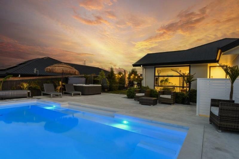 19 Les Wakefield Road, Mapua - Carousel 2