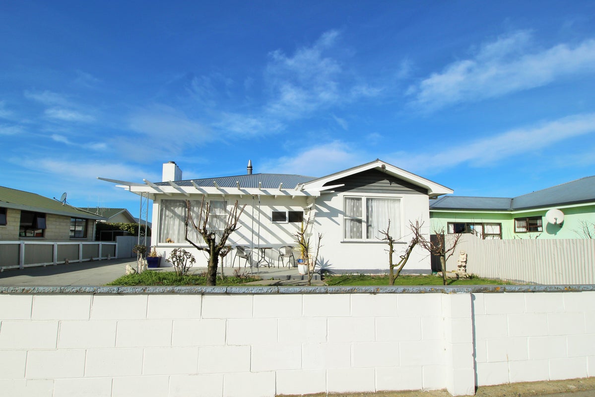 437 Thames Highway, Oamaru North, Oamaru - Carousel 1