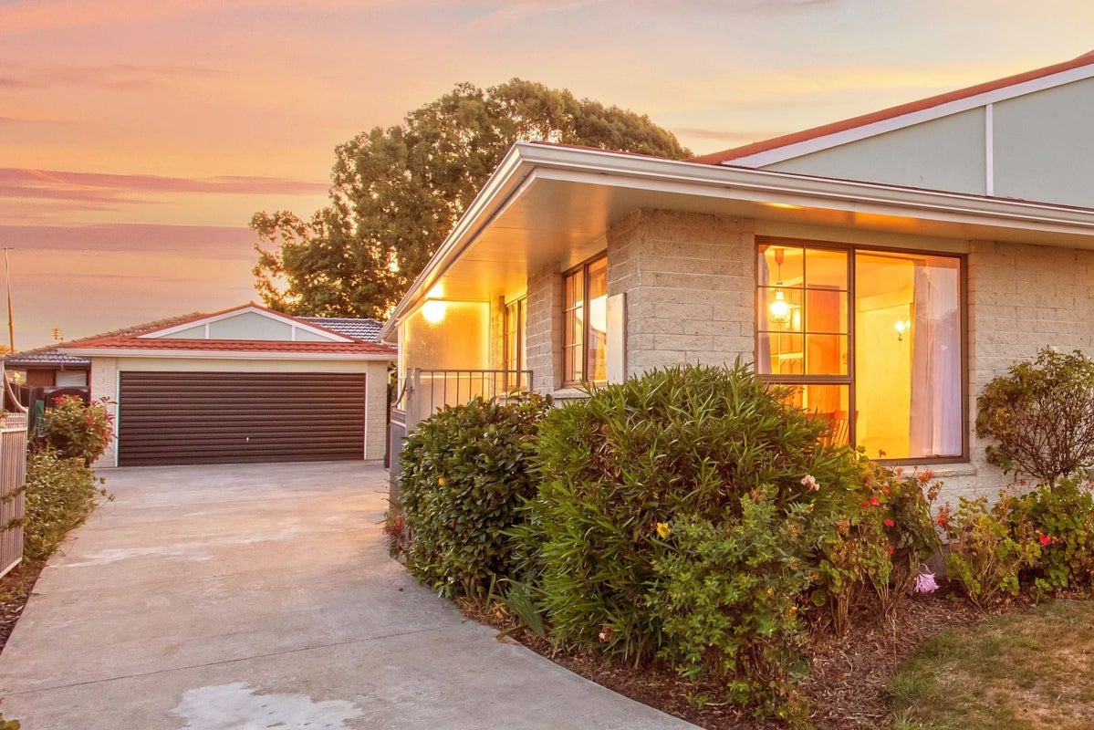 11 Rolfe Place, Bishopdale, Christchurch - Carousel 21