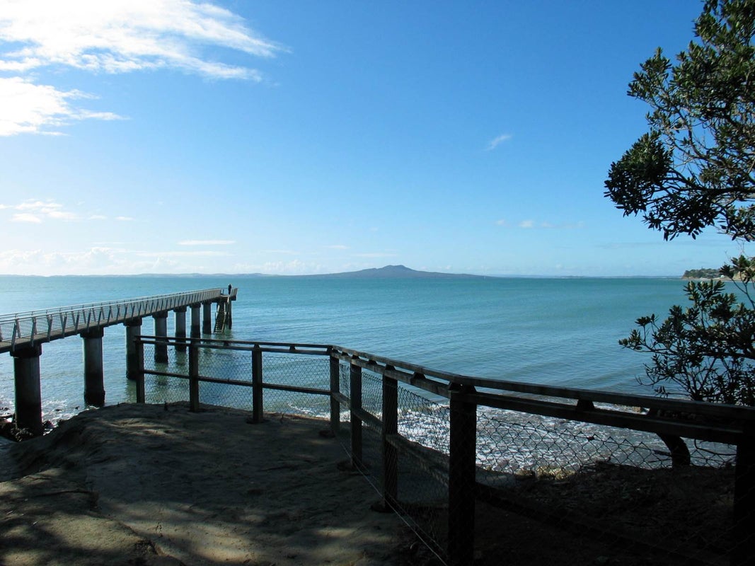 5A Scarboro Terrace, Murrays Bay, Auckland - Carousel 4