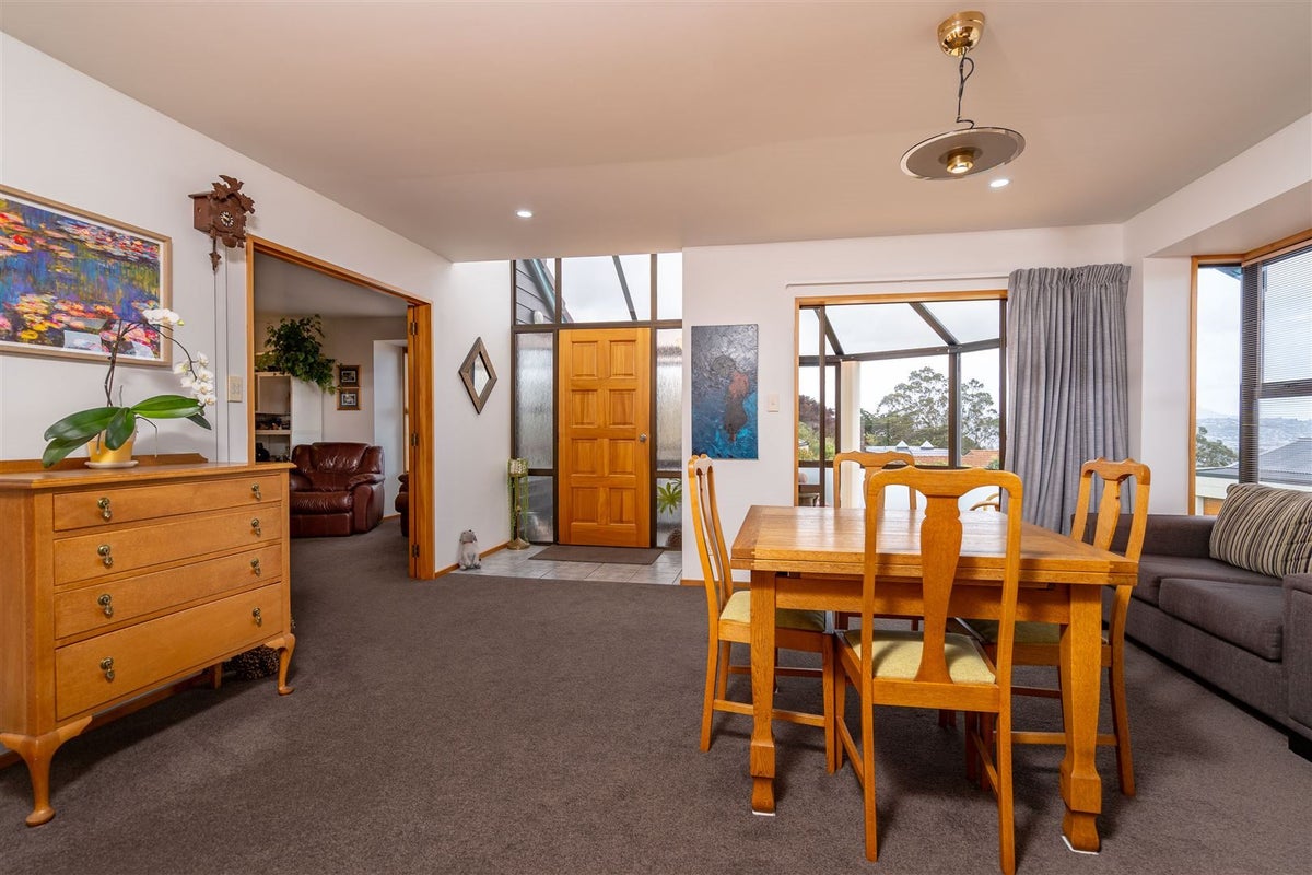 9B Glenfinnan Place, Andersons Bay, Dunedin - Carousel 2