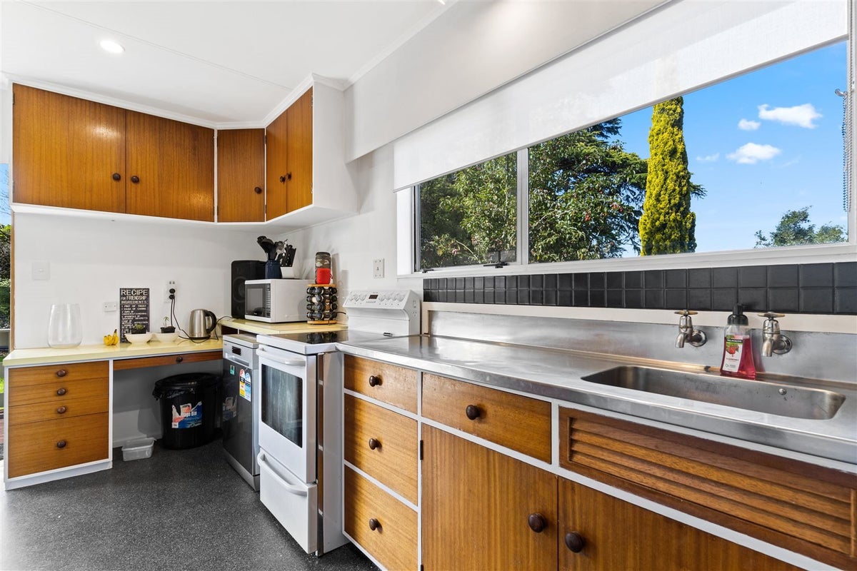 61 Te Ore Ore Road, Lansdowne, Masterton - Carousel 2