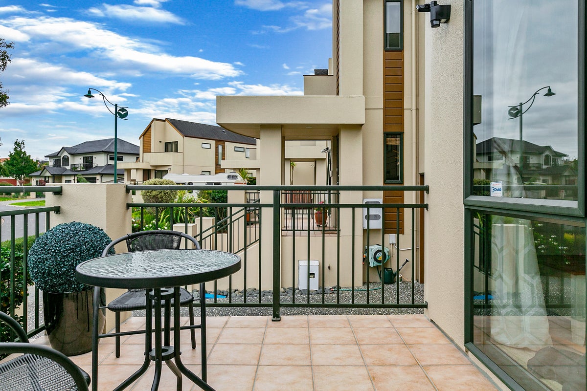 4S Lone Tree Avenue, Te Atatu Peninsula, Auckland - Carousel 35