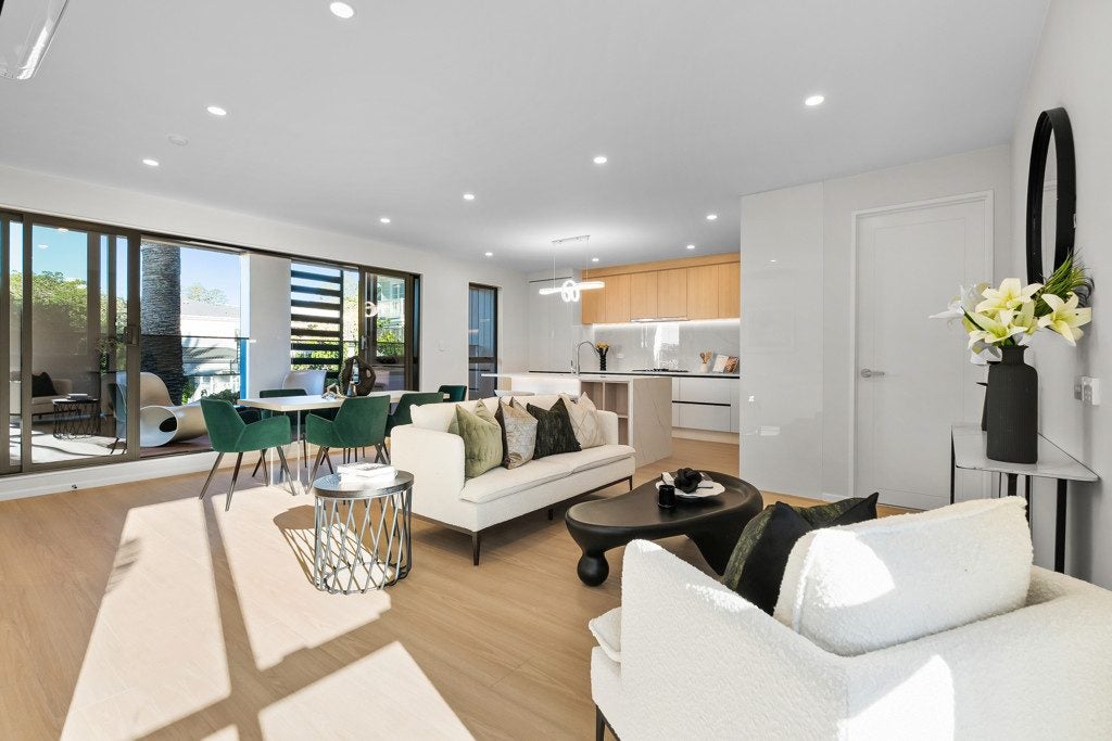 12 Claude Road, Hillpark, Auckland - Carousel 2
