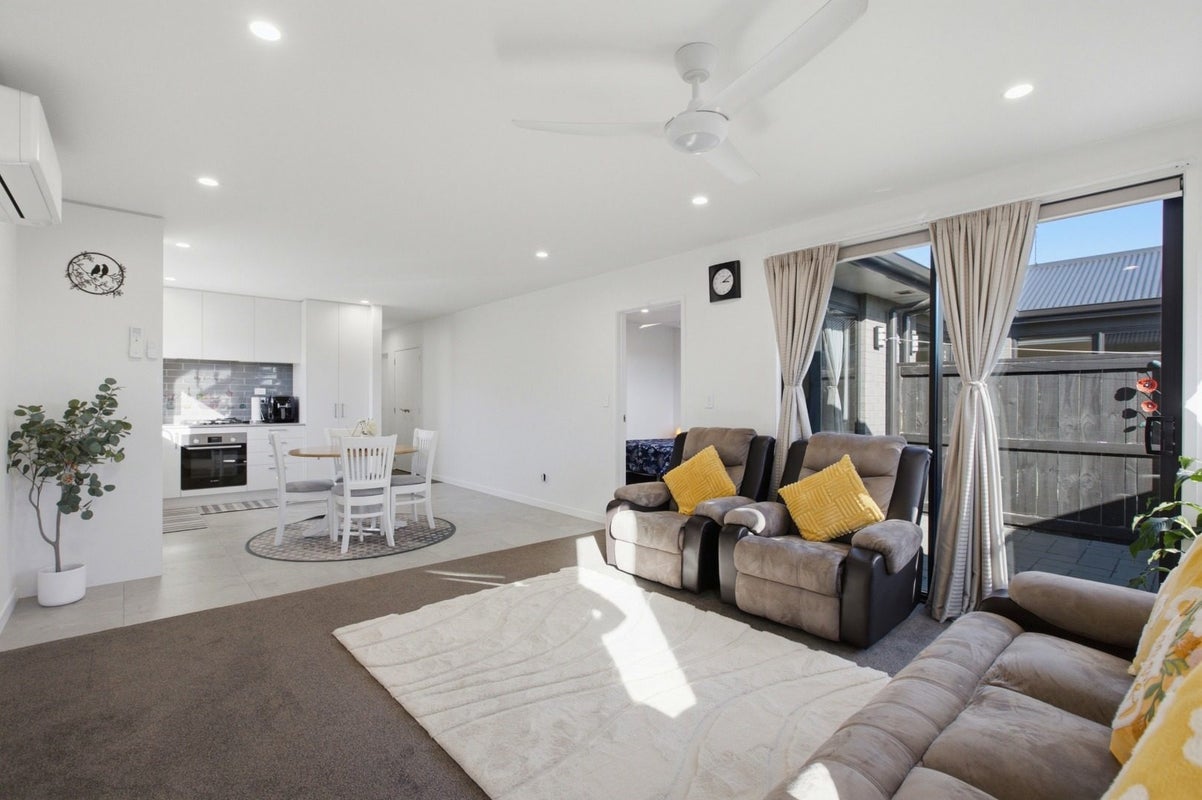 10 Inaka Place, Poike, Tauranga - Carousel 2