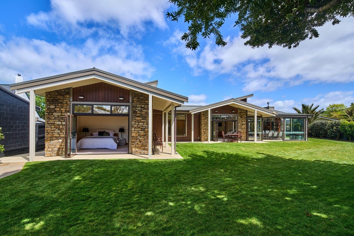24A Hautana Square, Woburn, Lower Hutt - Carousel 2