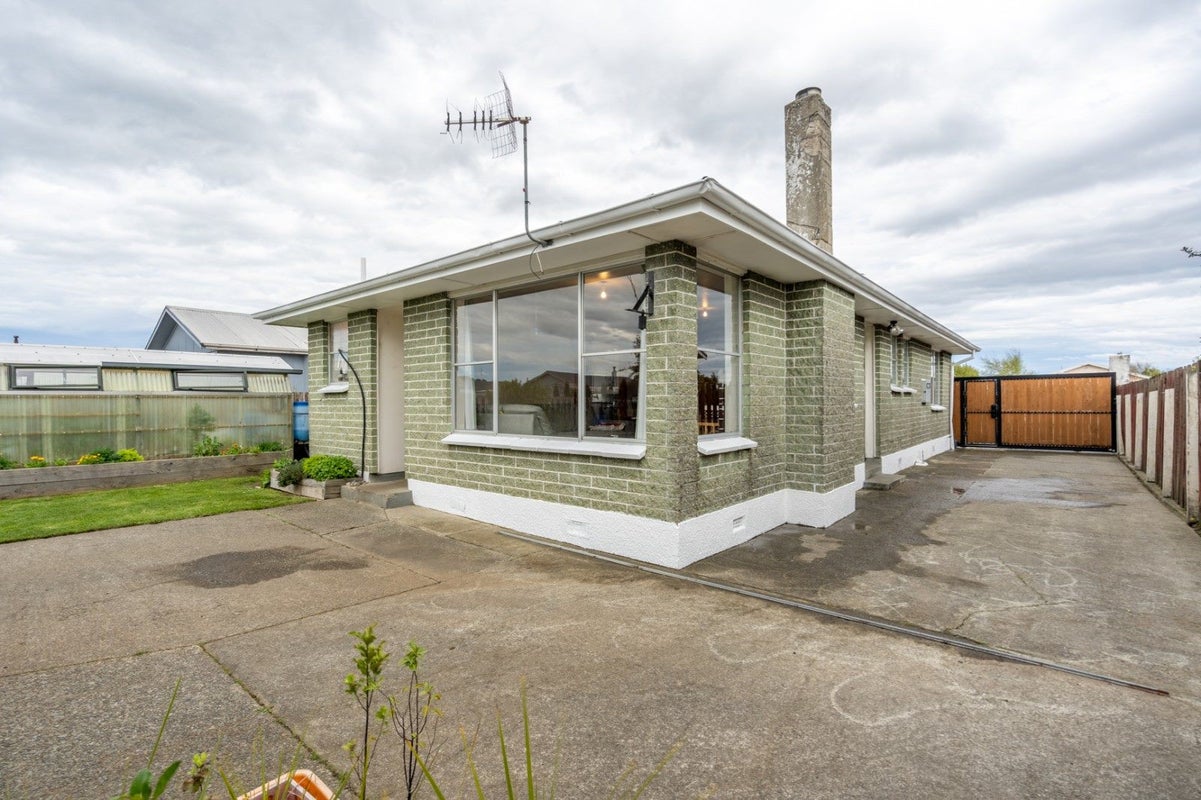 396 Centre Street, Rockdale, Invercargill - Carousel 1