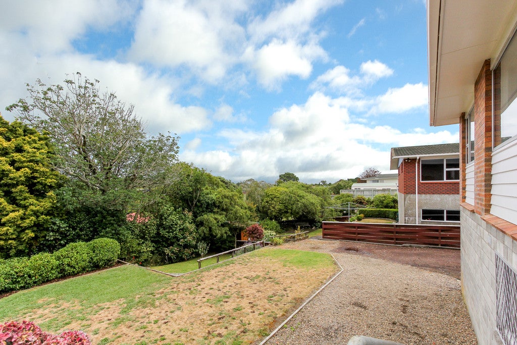 30 Nevada Drive, Merrilands, New Plymouth - Carousel 19