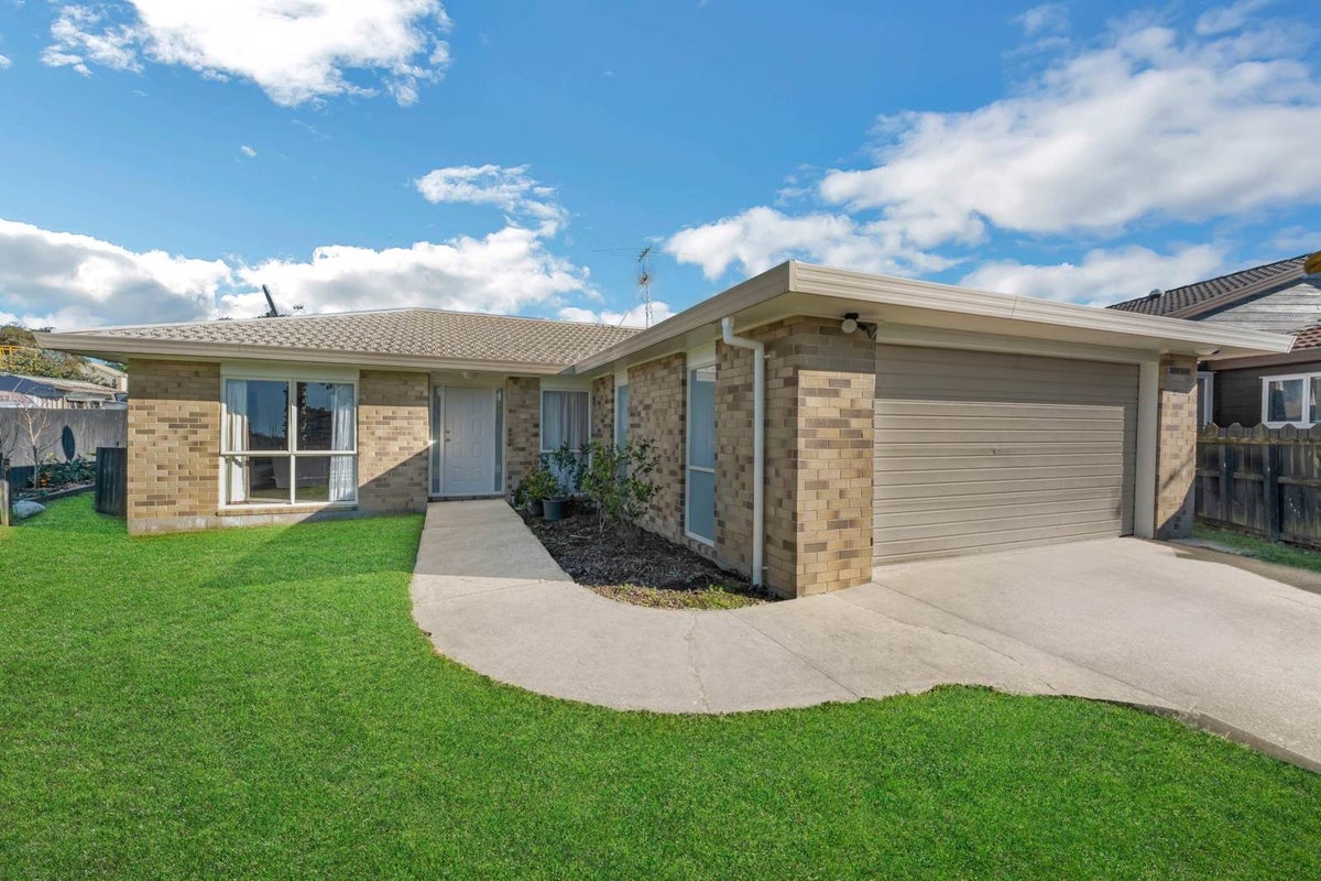 5 Midvale Place, Burswood, Manukau City, Auckland - Carousel 2