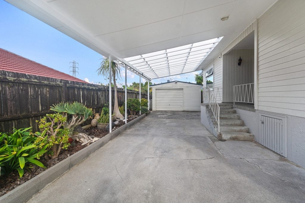 29 Lyndhurst Road, Te Atatu South, Waitakere City, Auckland - Carousel 23