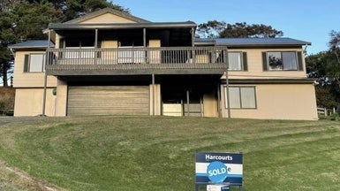 1900 Kaipara Coast Highway, Warkworth - Carousel 1