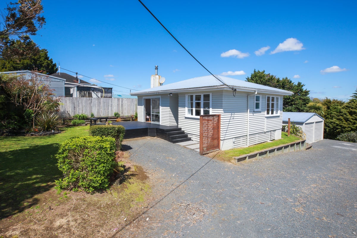 17 Ballance Street, Kihikihi, Te Awamutu - Carousel 2
