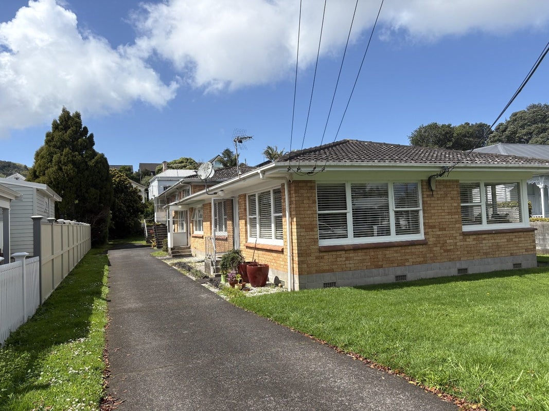 2/10 Kenyon Avenue, Mount Eden, Auckland - Carousel 14