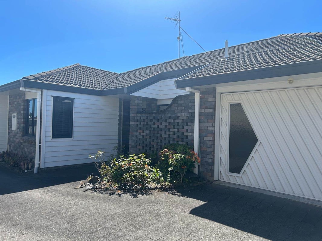7A Percival Avenue, Matua, Tauranga - Carousel 1