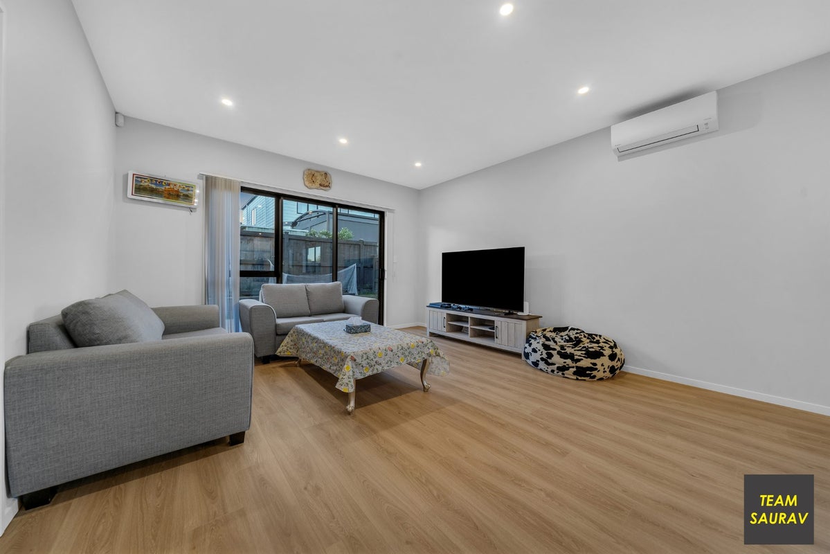 21 Huringa Road, Karaka, Papakura - Carousel 2