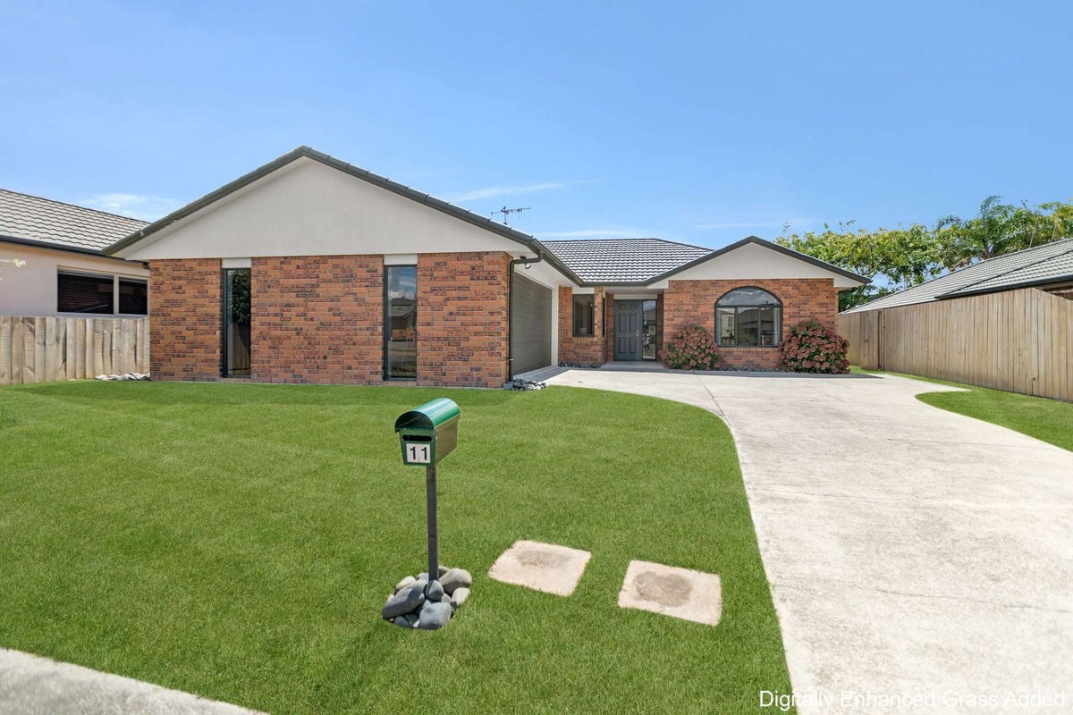 11 MacCallum Court, Rototuna, Hamilton - Carousel 2