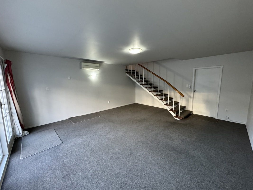 132 Saint James Avenue, Papanui, Christchurch - Carousel 2