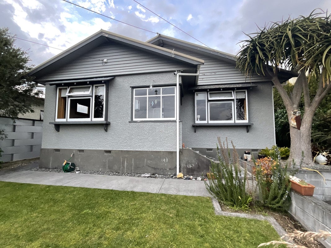 28 Bonithon Avenue, Moturoa, New Plymouth - Carousel 2