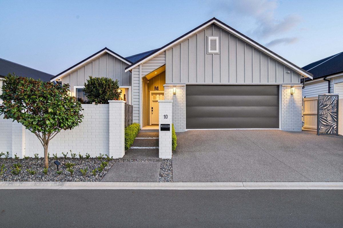 10 Mollisia Lane, Papamoa Beach, Papamoa - Carousel 2