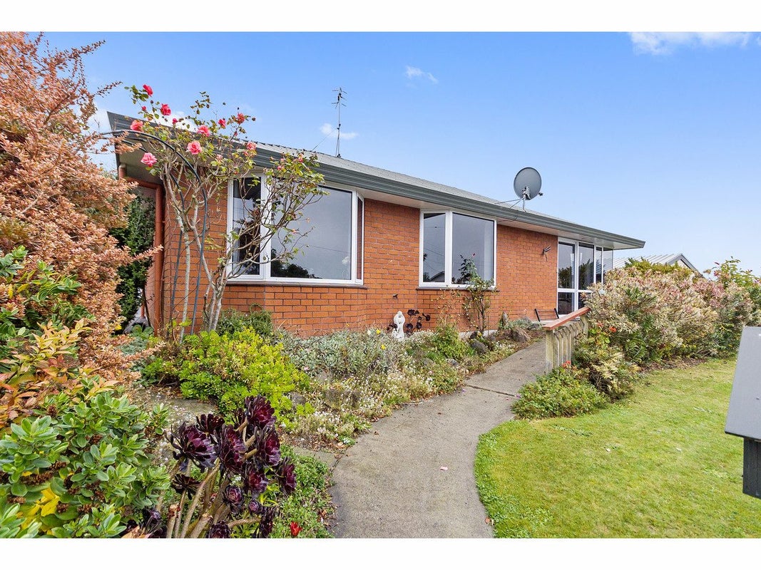 8 Cross Street, Marchwiel, Timaru - Carousel 1